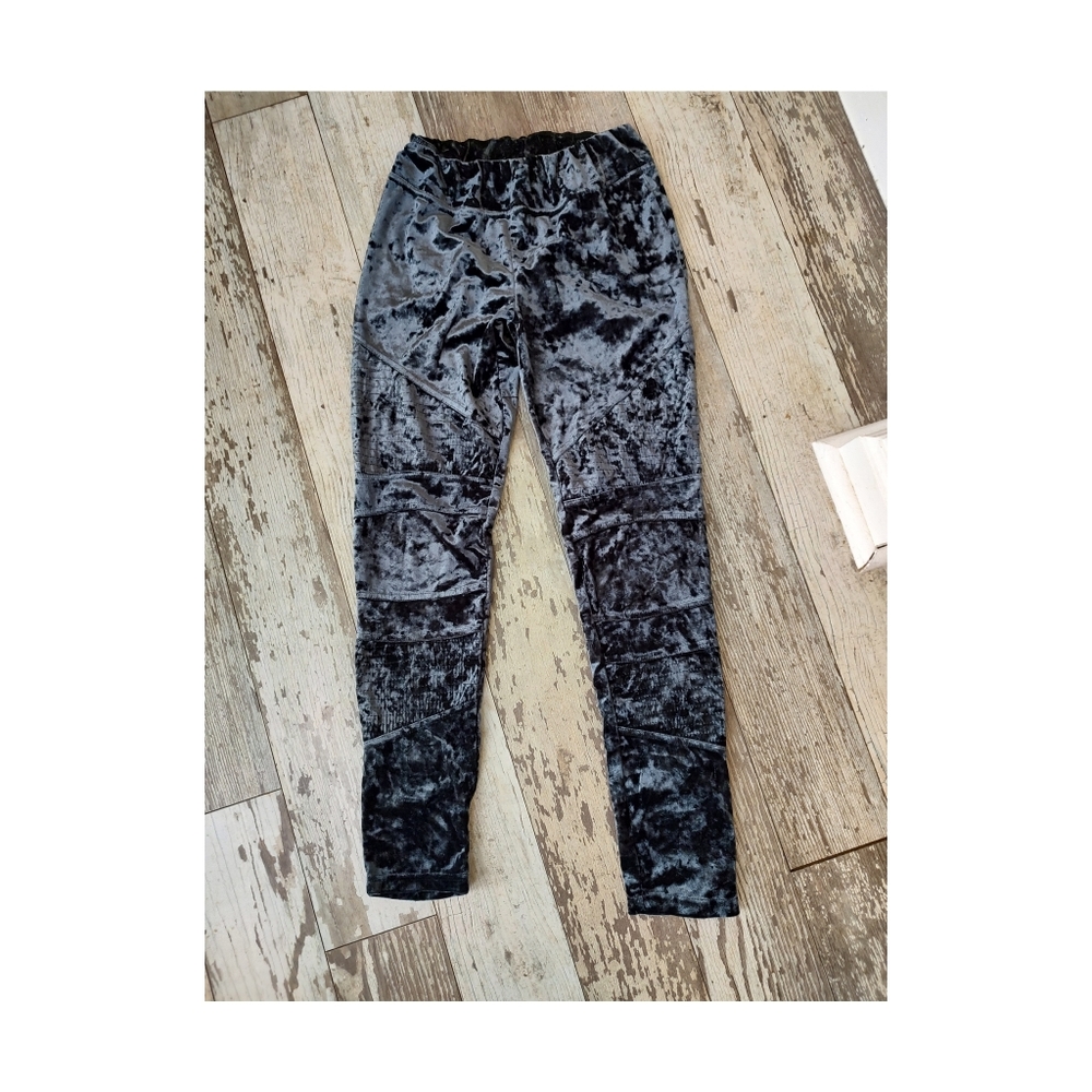 Altar'd State Leggings